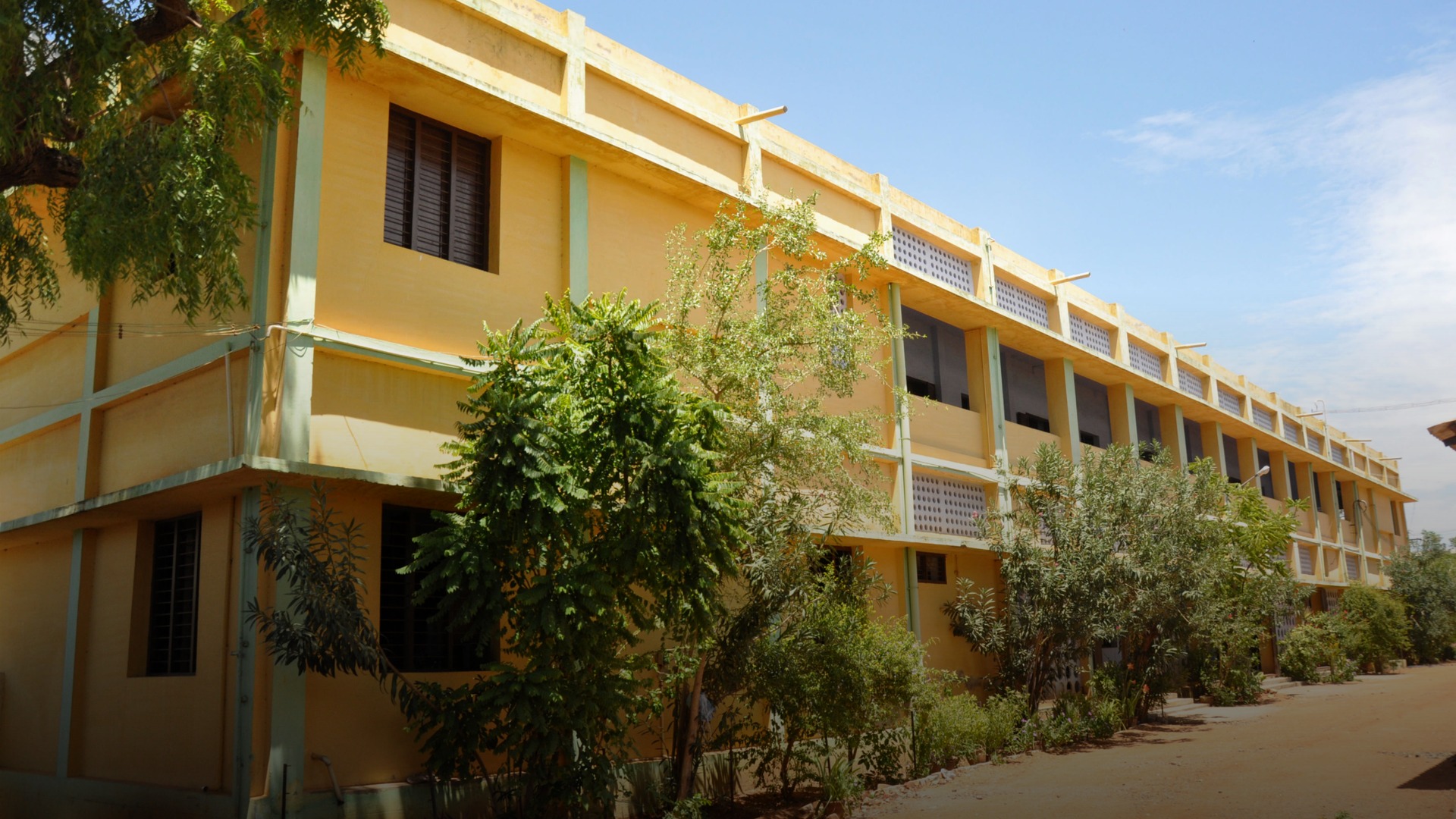 APCM College campus views